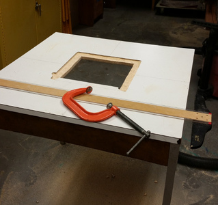 Hole in router table